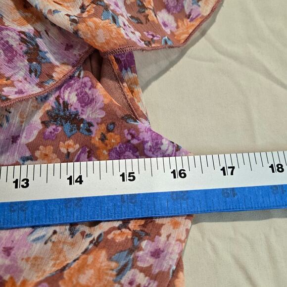 Luxology Floral Print Ruffled Top Blouse Size M Garden Girl Feminine Coquette - Picture 6 of 10